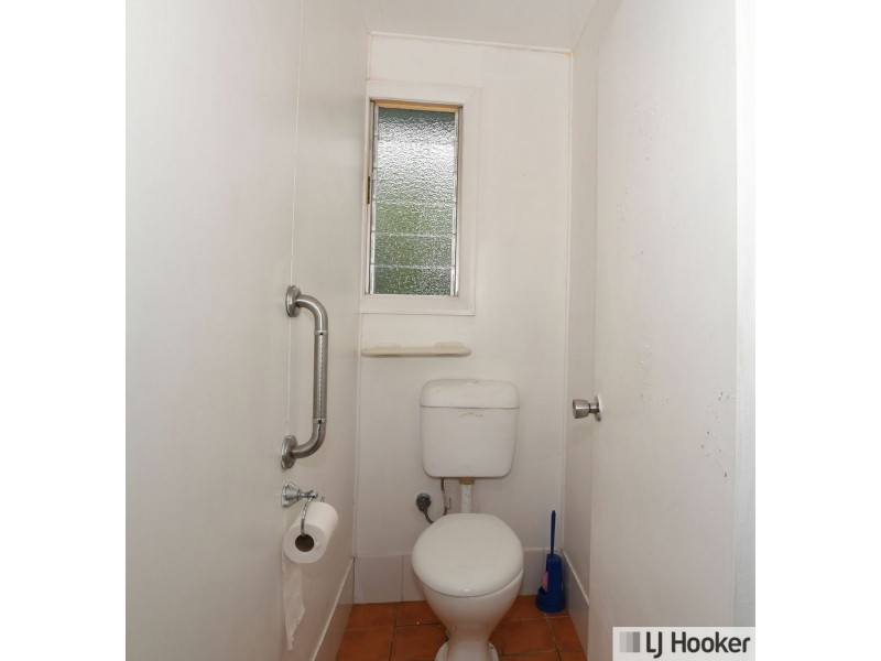 8 King Street, Tully QLD 4854