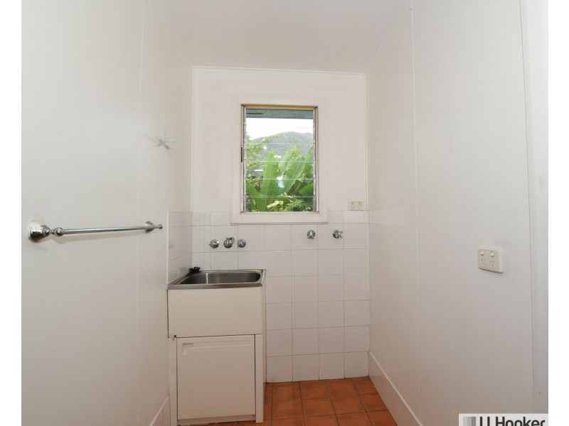 8 King Street, Tully QLD 4854