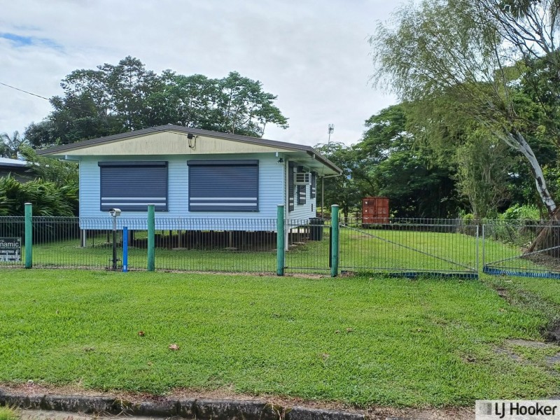 8 King Street, Tully QLD 4854