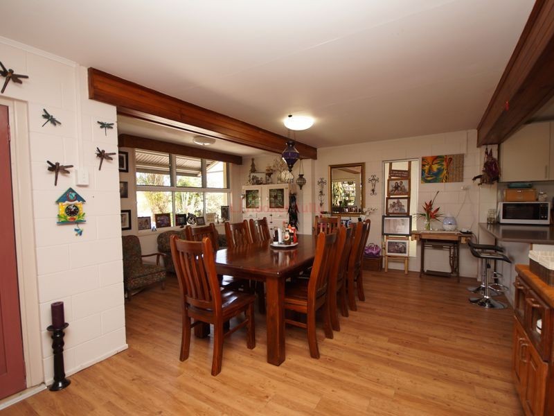 135 Bryant Street, Tully QLD 4854