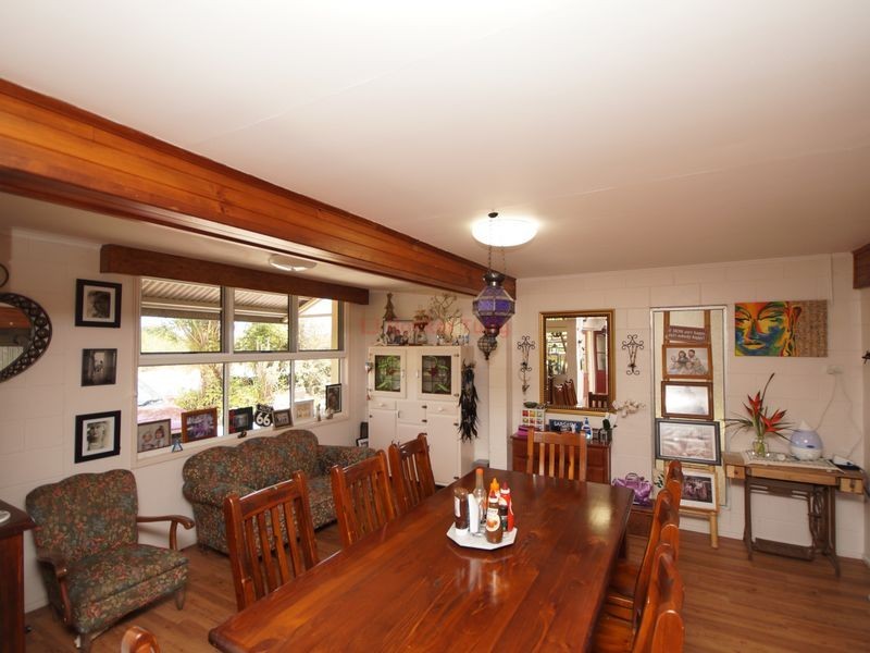 135 Bryant Street, Tully QLD 4854