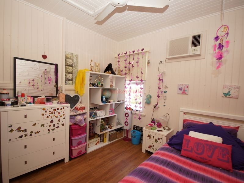 135 Bryant Street, Tully QLD 4854