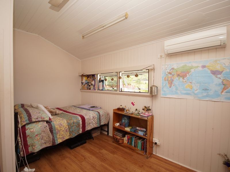 135 Bryant Street, Tully QLD 4854