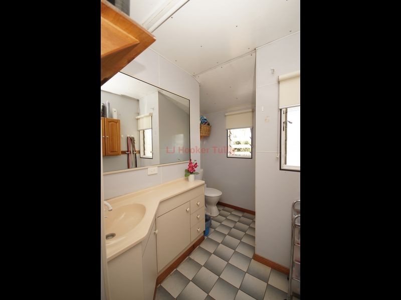 135 Bryant Street, Tully QLD 4854