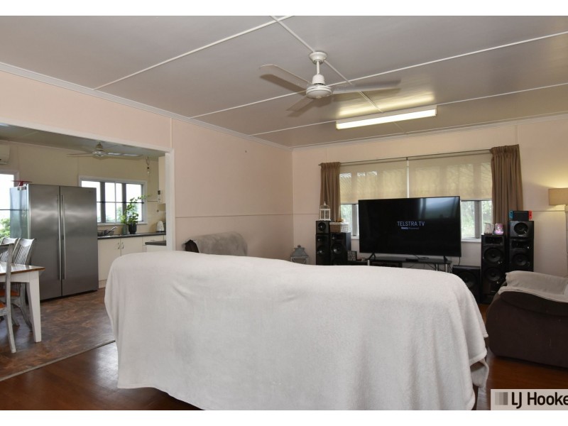 23 Hyatt Street, Tully QLD 4854