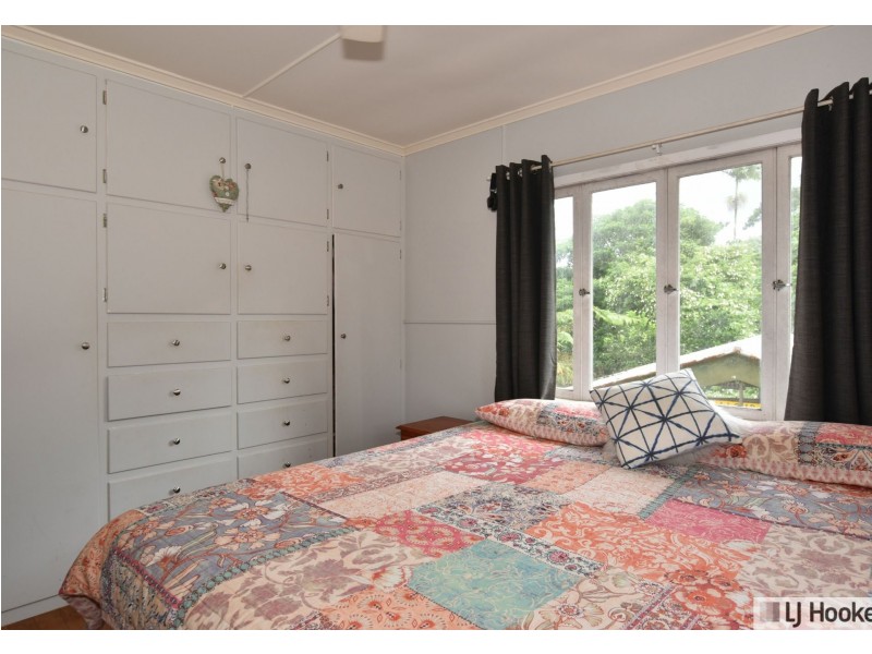 23 Hyatt Street, Tully QLD 4854
