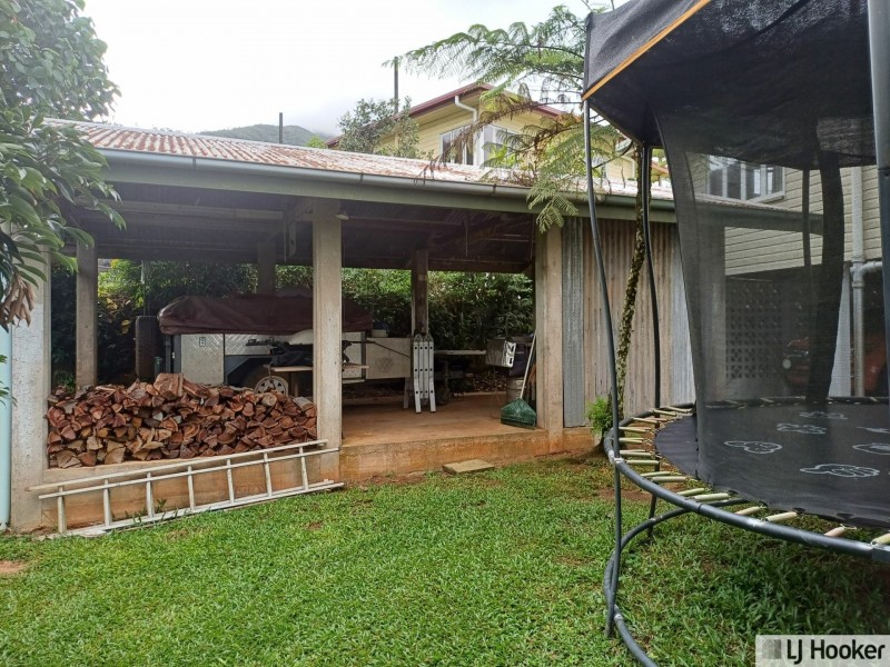 23 Hyatt Street, Tully QLD 4854