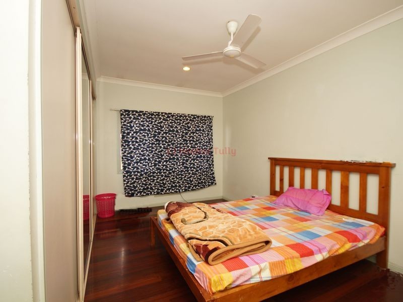 4 Hielscher Street, Tully QLD 4854