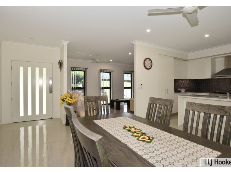 46 Pease Street, Tully QLD 4854