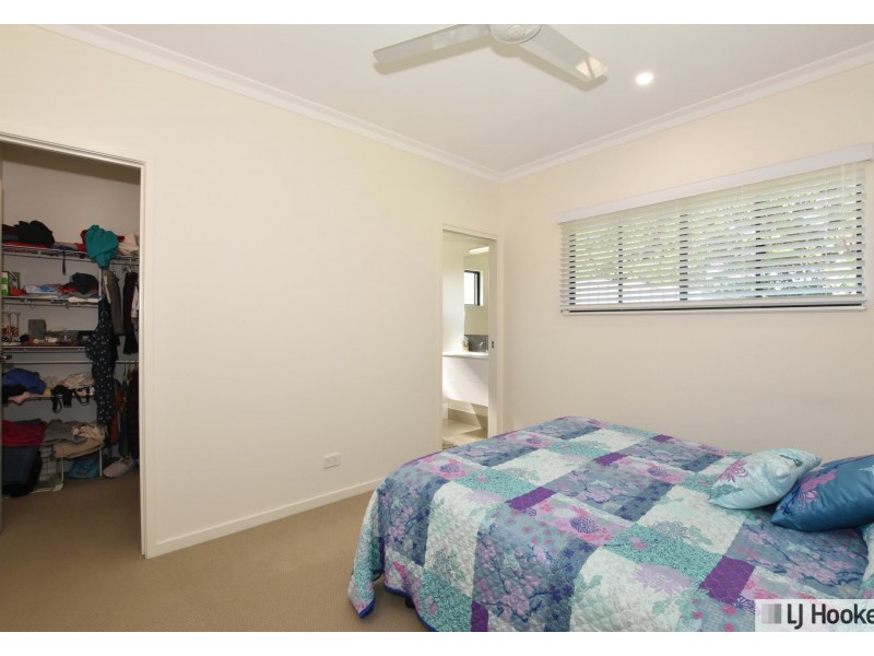 46 Pease Street, Tully QLD 4854