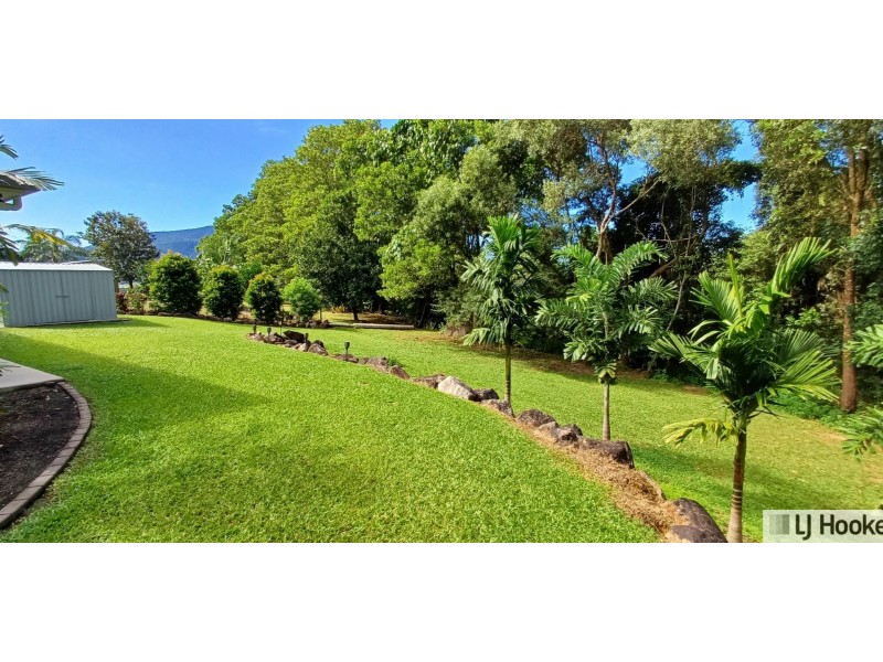 46 Pease Street, Tully QLD 4854