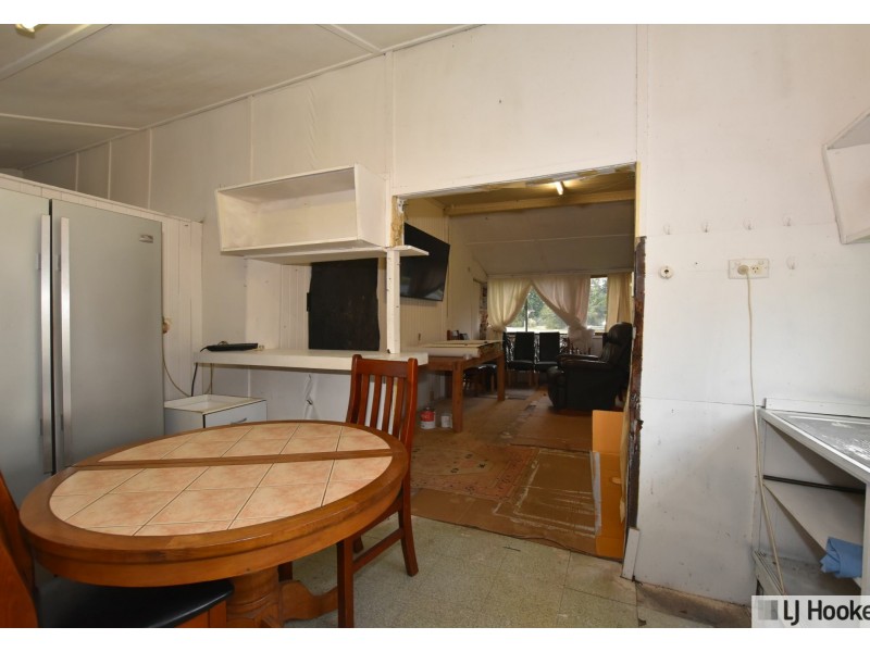 19 Murray Street, Tully QLD 4854