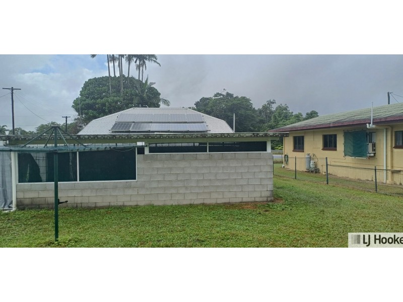 19 Murray Street, Tully QLD 4854