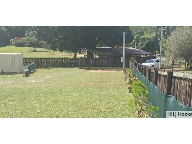 19B Bamber Street, Tully QLD 4854