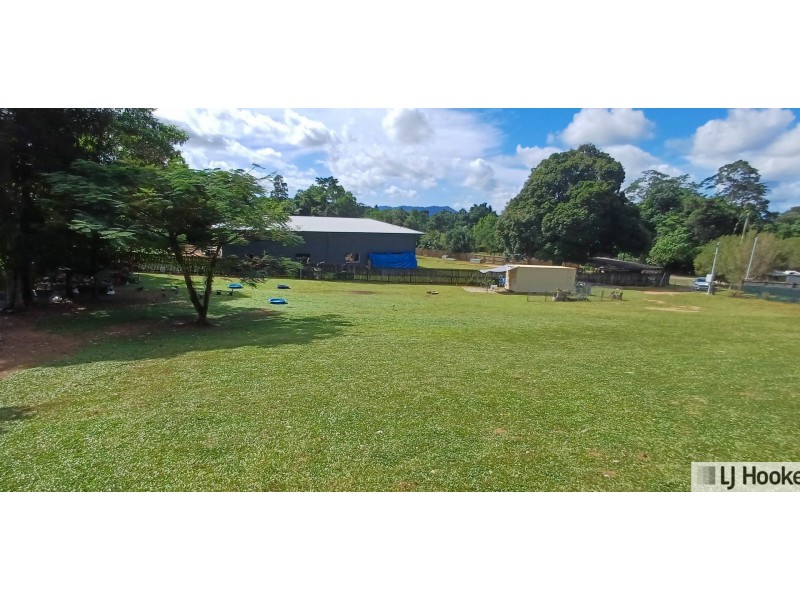 19B Bamber Street, Tully QLD 4854
