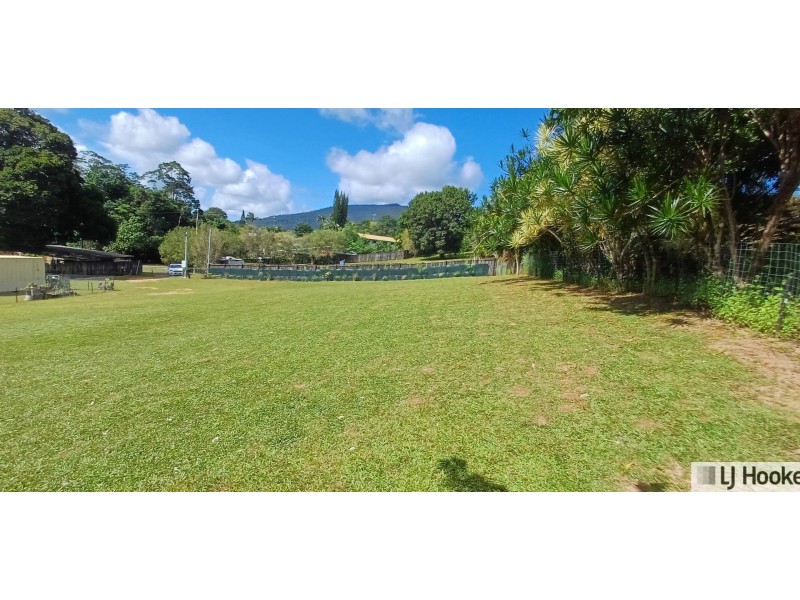 19B Bamber Street, Tully QLD 4854