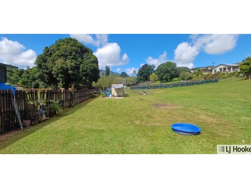 19B Bamber Street, Tully QLD 4854