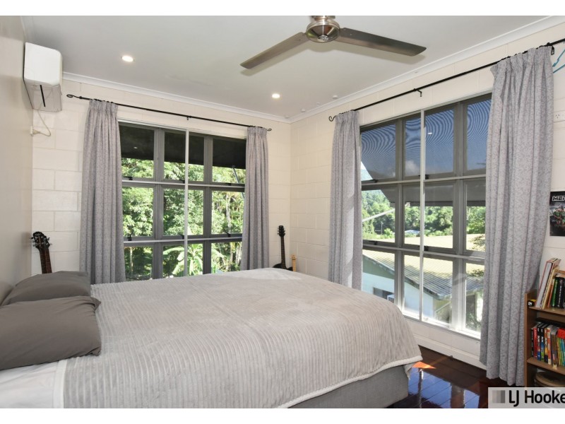 13 Bamber Street, Tully QLD 4854