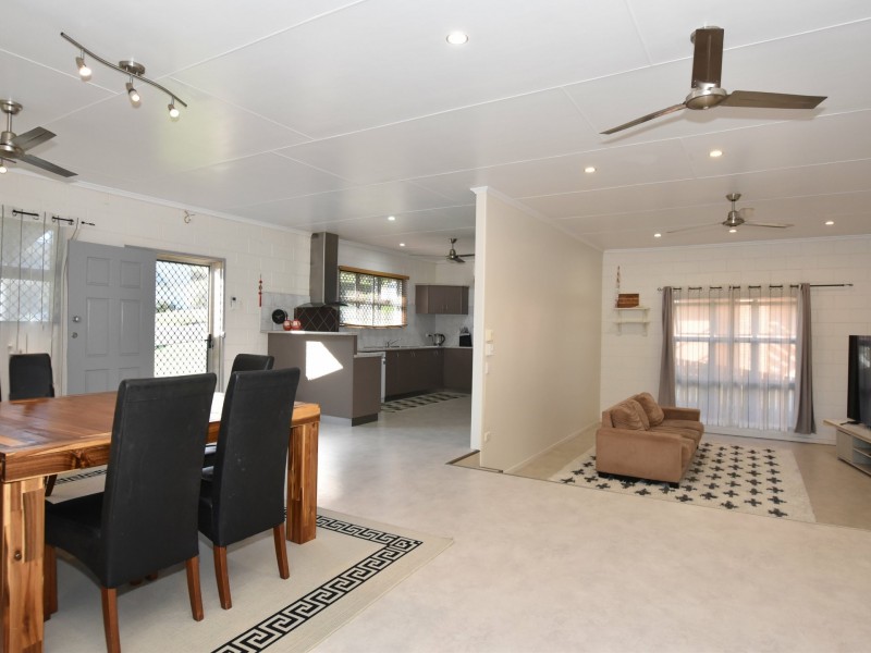 13 Bamber Street, Tully QLD 4854