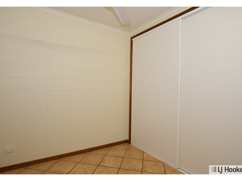 9 Abraham street, Tully QLD 4854