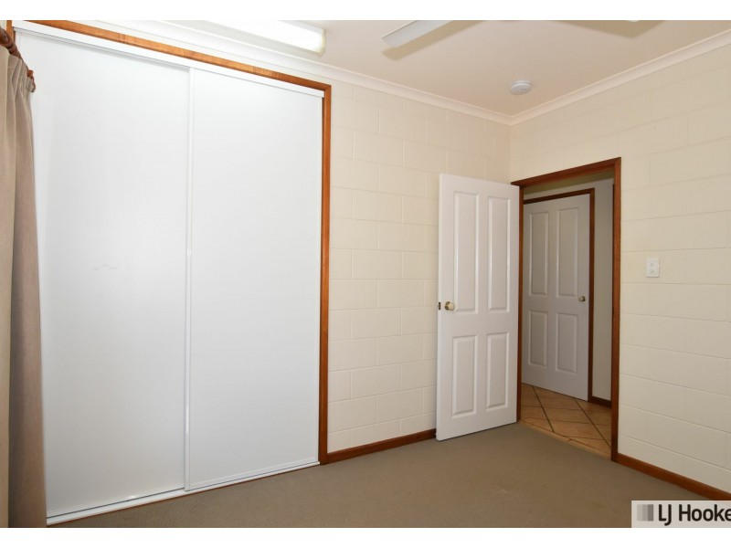 9 Abraham street, Tully QLD 4854