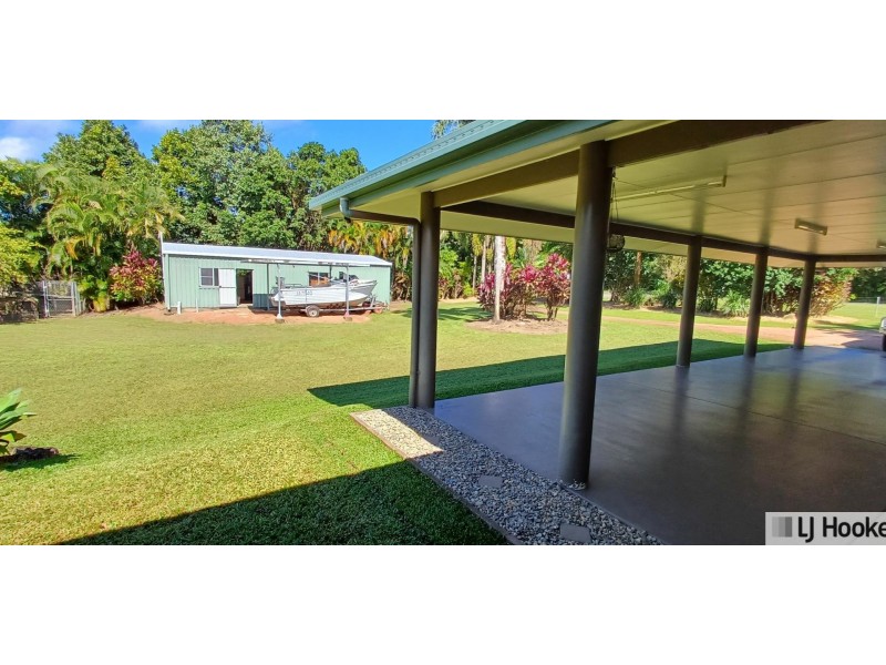 9 Abraham street, Tully QLD 4854