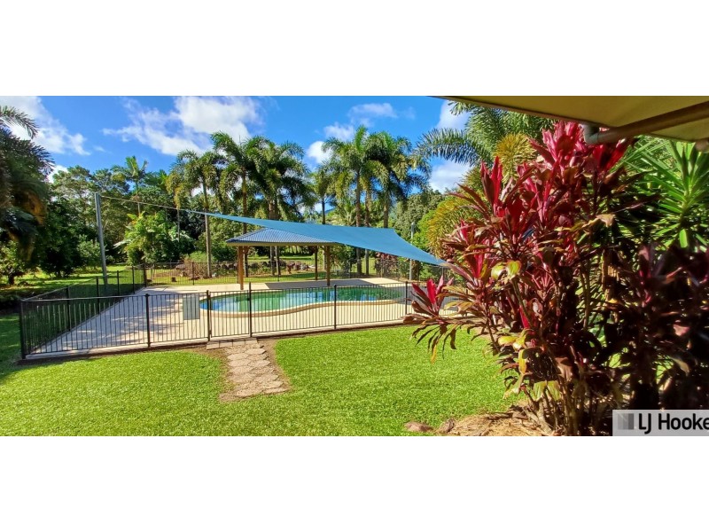 9 Abraham street, Tully QLD 4854