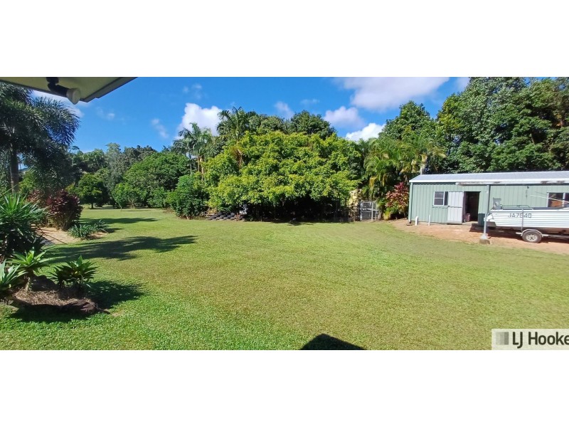 9 Abraham street, Tully QLD 4854