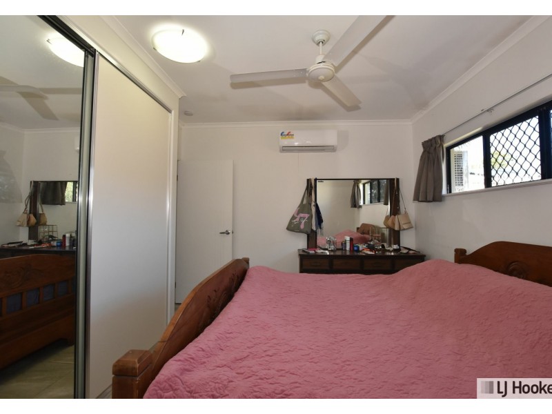 29 Taylor street, Tully Heads QLD 4854