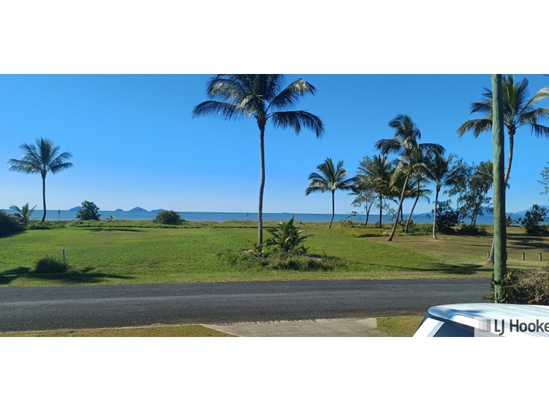 29 Taylor street, Tully Heads QLD 4854