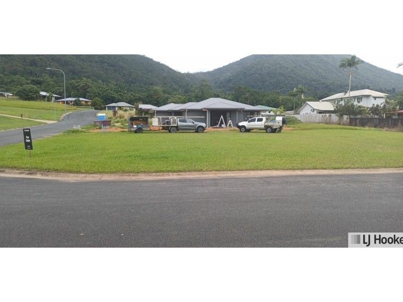 2 Gourley Street, Tully QLD 4854