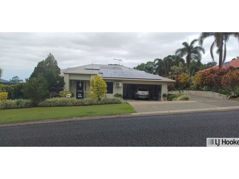 30 Pease Street, Tully QLD 4854