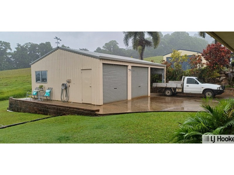 30 Pease Street, Tully QLD 4854
