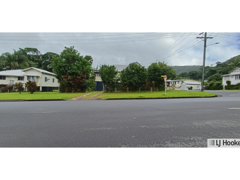 17 Black St, Tully QLD 4854