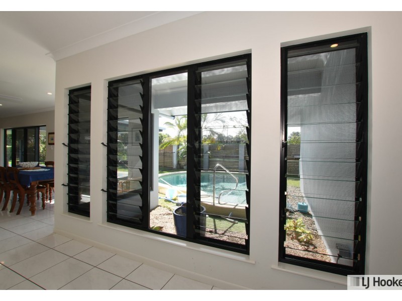 8 Paperbark Street, Tully Heads QLD 4854