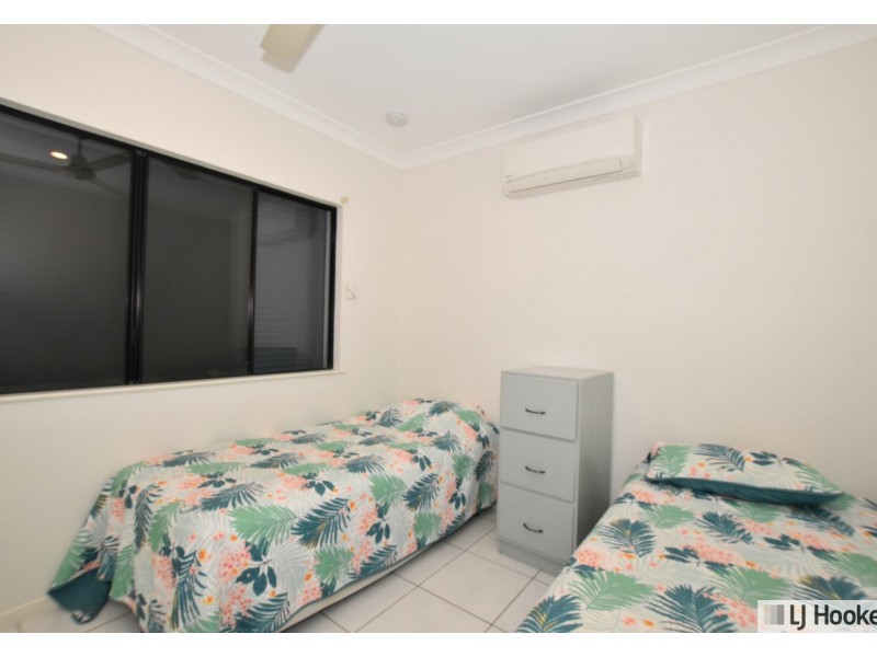 8 Paperbark Street, Tully Heads QLD 4854