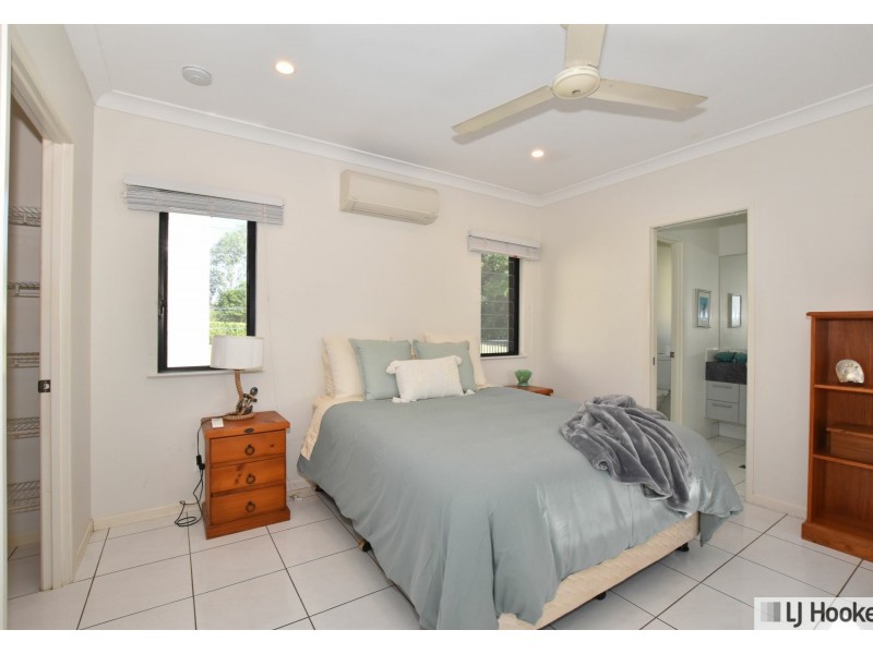 8 Paperbark Street, Tully Heads QLD 4854