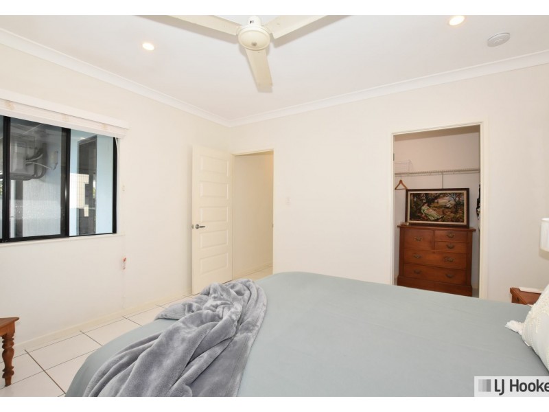 8 Paperbark Street, Tully Heads QLD 4854