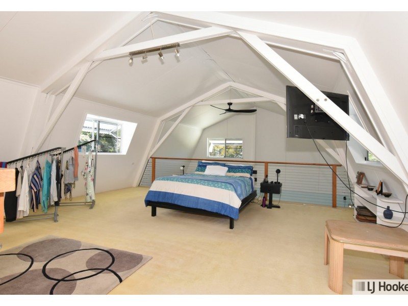 62 Vipiana Dr, Tully Heads QLD 4854