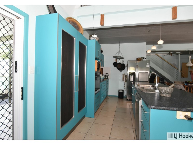 62 Vipiana Dr, Tully Heads QLD 4854