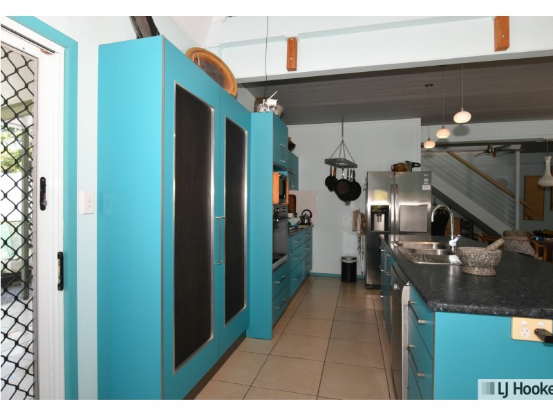 62 Vipiana Dr, Tully Heads QLD 4854