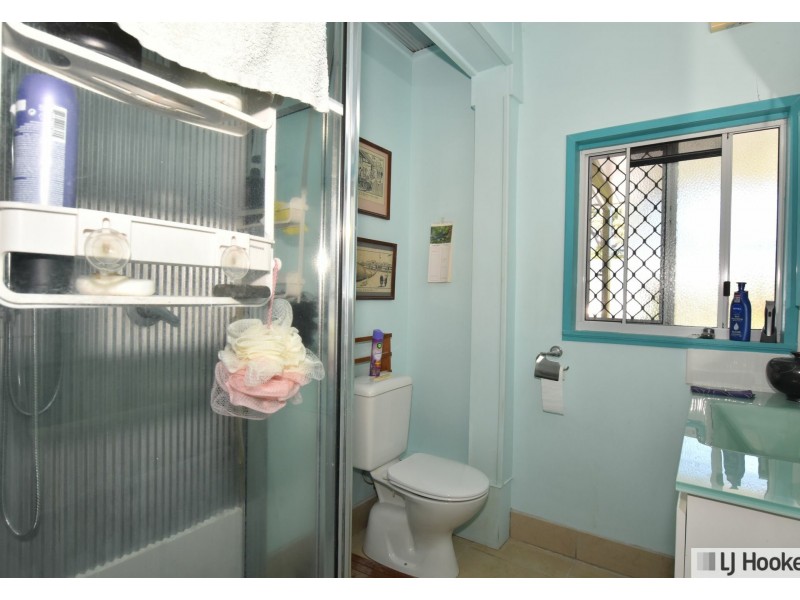 62 Vipiana Dr, Tully Heads QLD 4854