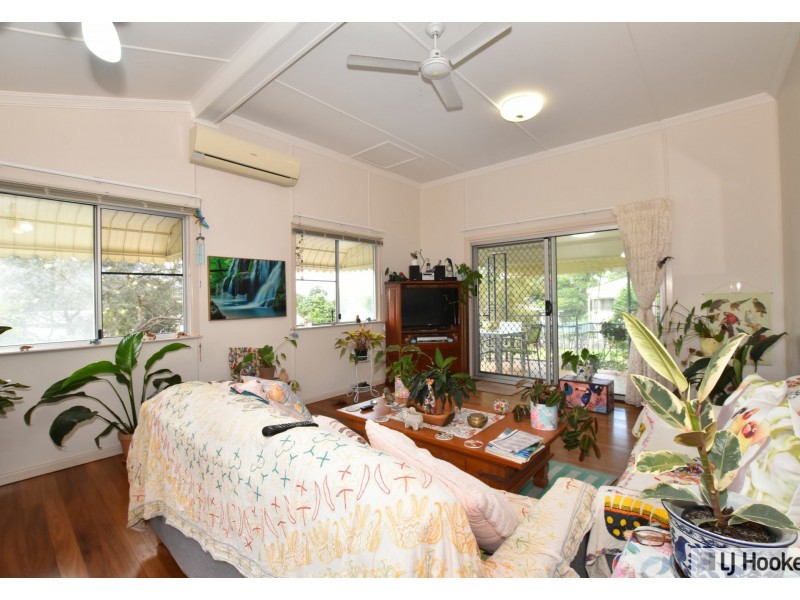 2 Edward Street, Tully QLD 4854