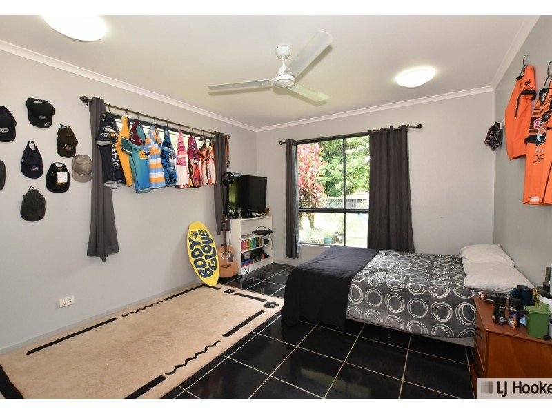 1367 Old Tully Road, Maadi QLD 4855
