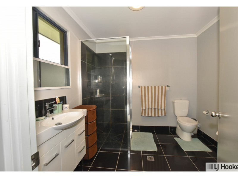 1367 Old Tully Road, Maadi QLD 4855