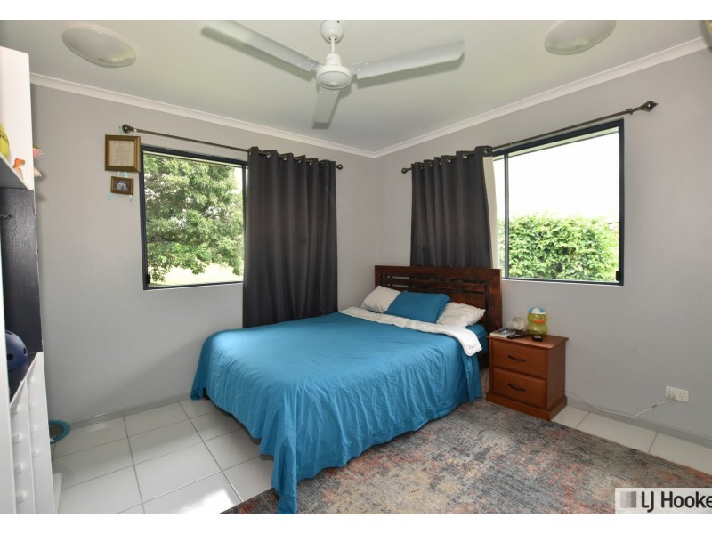 1367 Old Tully Road, Maadi QLD 4855