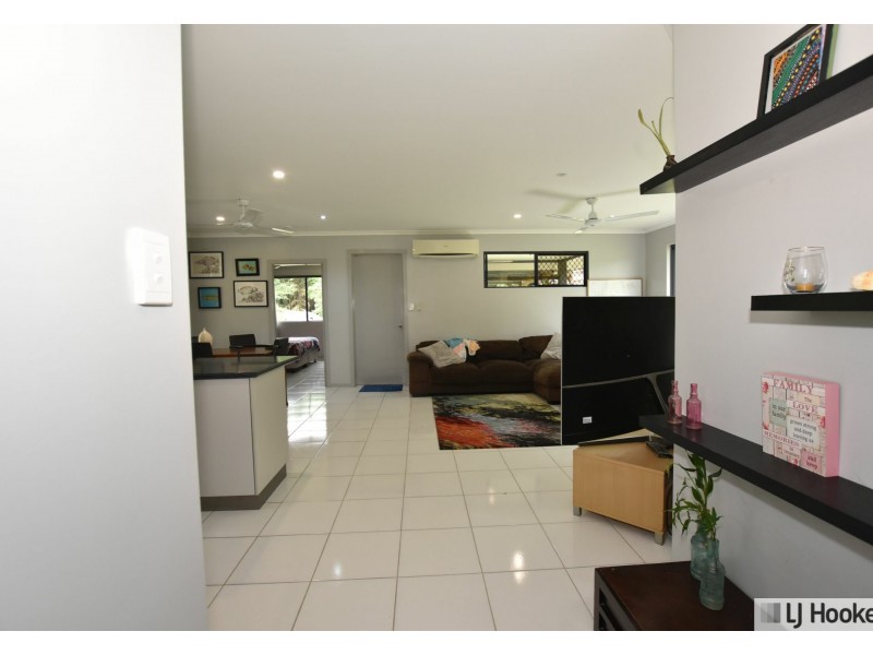 1367 Old Tully Road, Maadi QLD 4855
