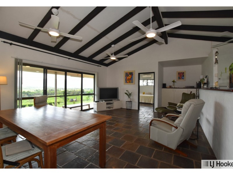 24 Kinjun Road, Dingo Pocket QLD 4854