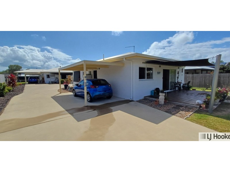7 Amanda Cresent, Tully Heads QLD 4854