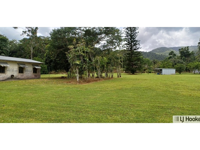 65 Deluca Road, Silky Oak QLD 4854